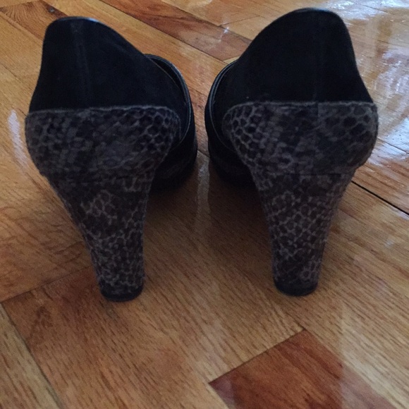 Black suede and snakeskin heels - Picture 3 of 4